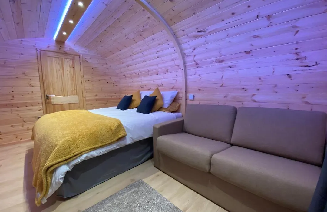 Bryn Glamping-1